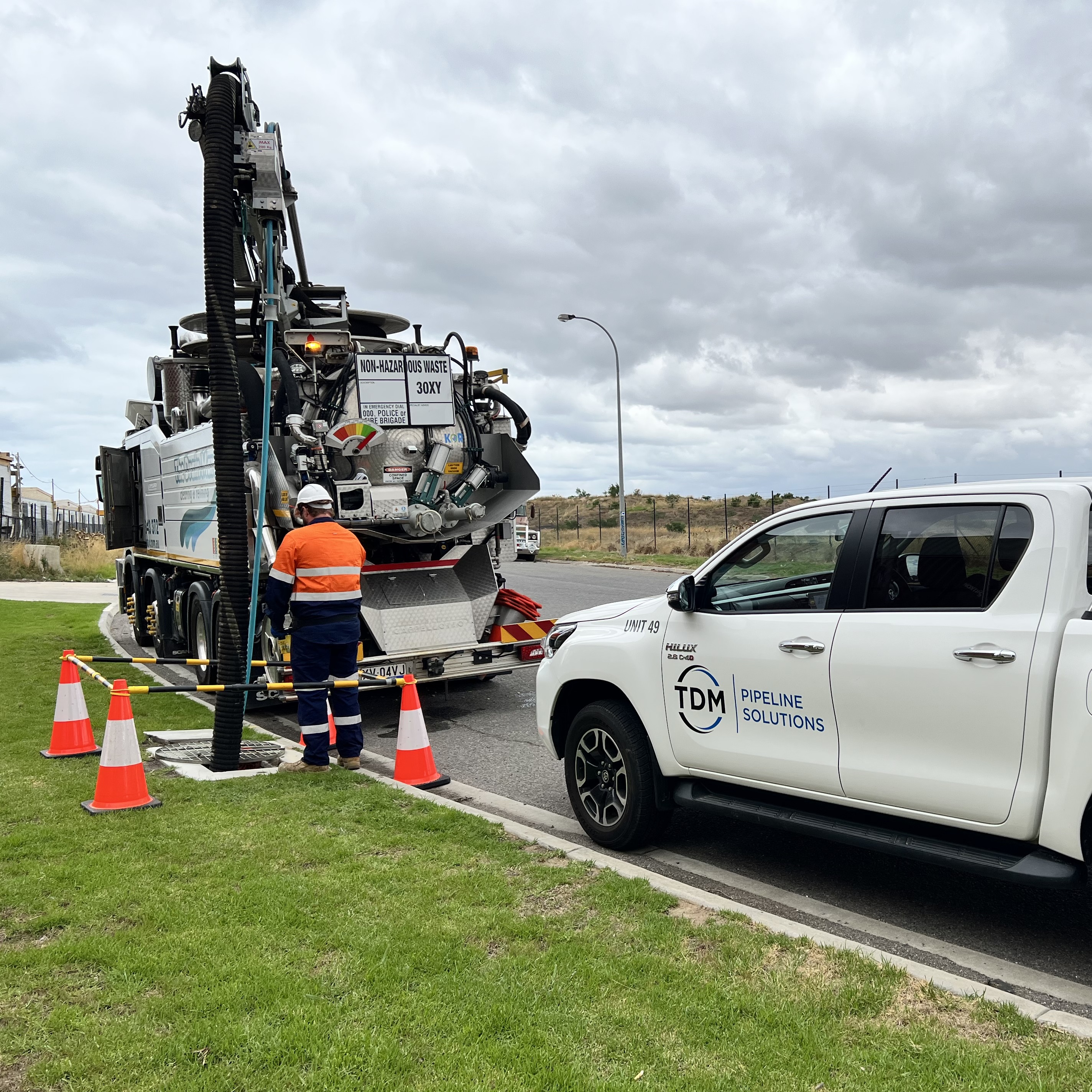 PIT / DRAIN CLEANING & HYDRO EXCAVATION