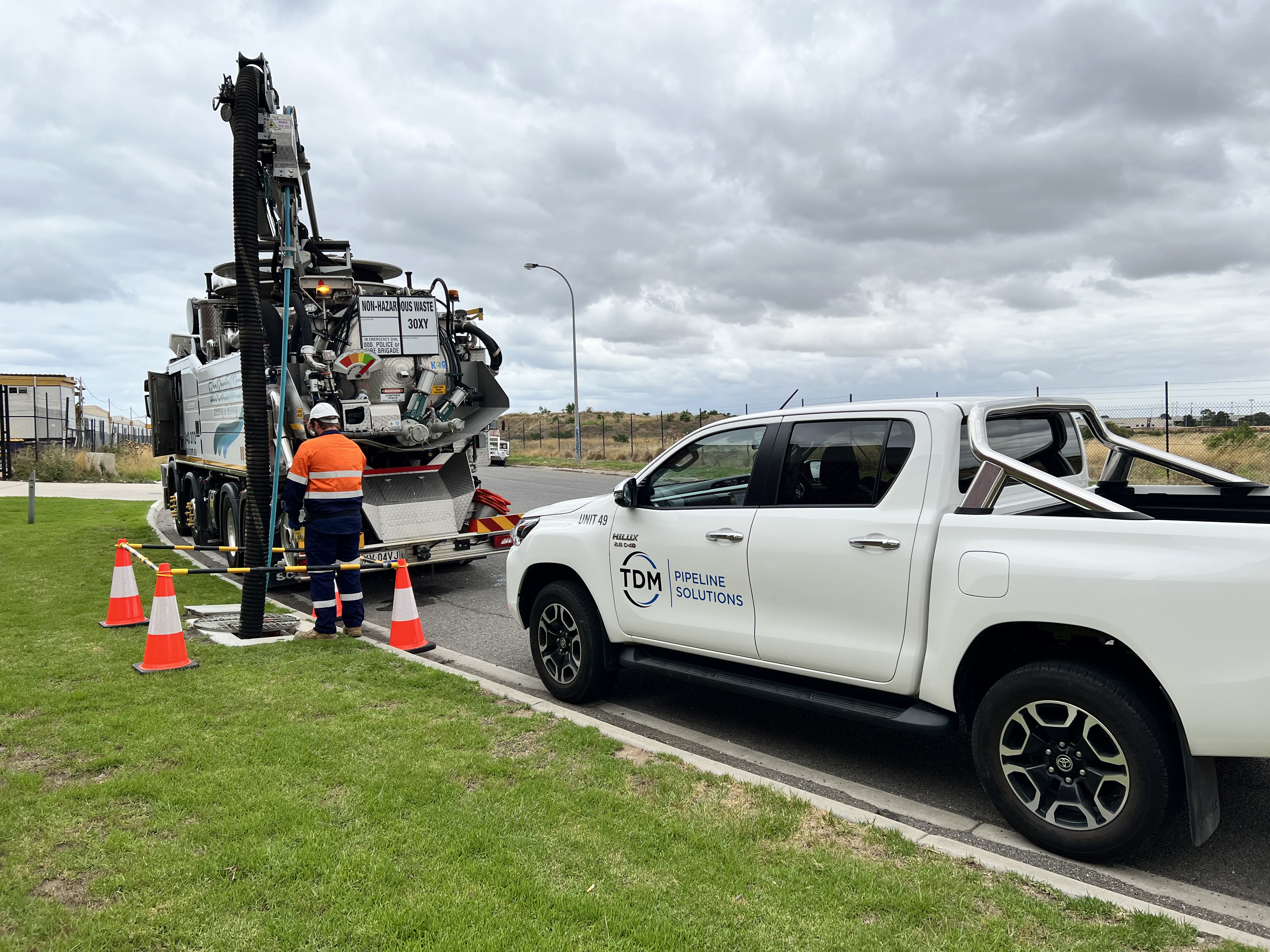 SEWER & STORM WATER  NETWORK SPECIALISTS